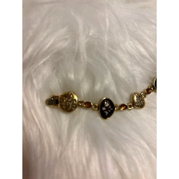 Gold-tone Vtg Scroll Charm Bracelet w/ Black Enamel, Yellow Crystal Accents 7.5” - Picture 9 of 11